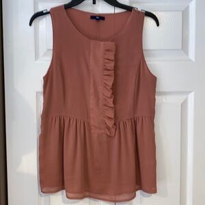 Gap size small ruffle tank